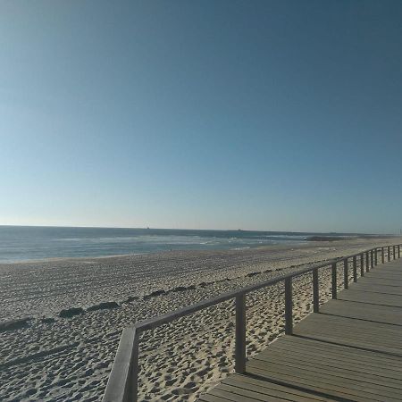 噶凡哈达纳扎雷Moradia Entre O Mar E A Ria别墅 外观 照片